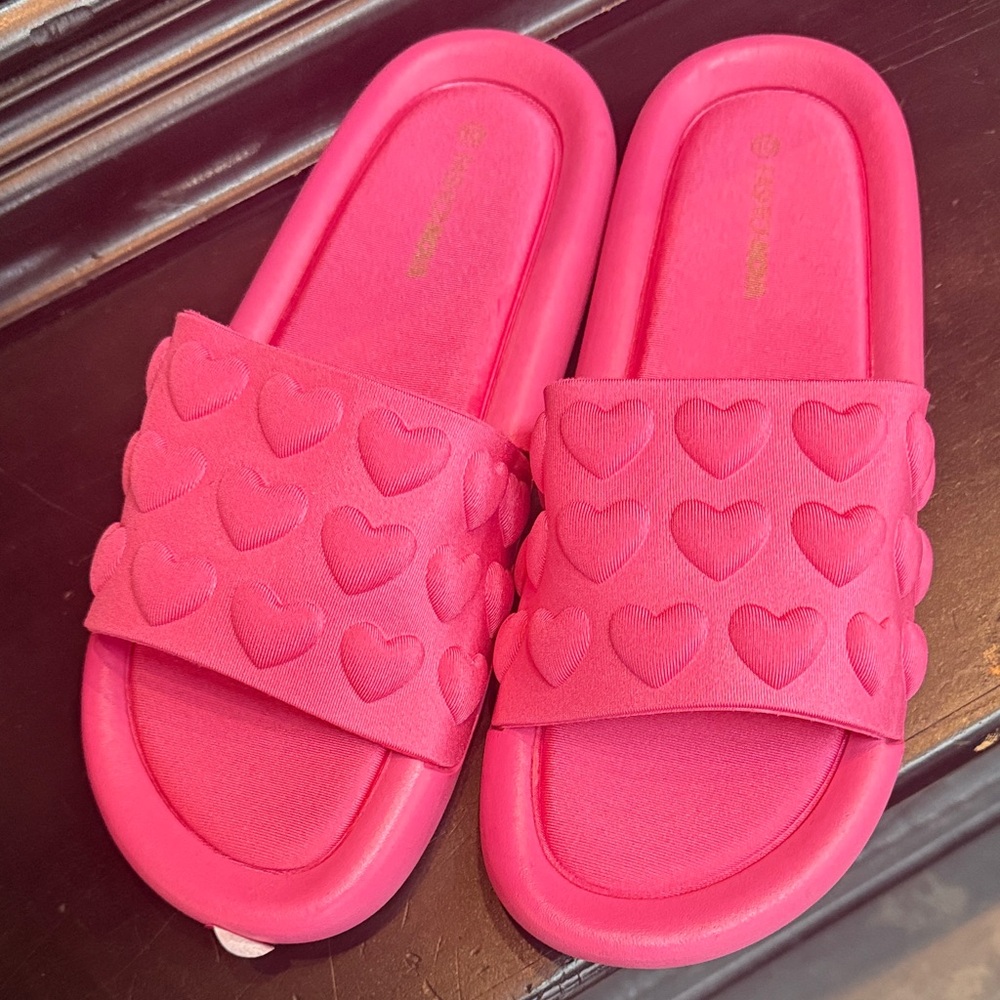 Fashion Nova Pink Heart Kids Sandals